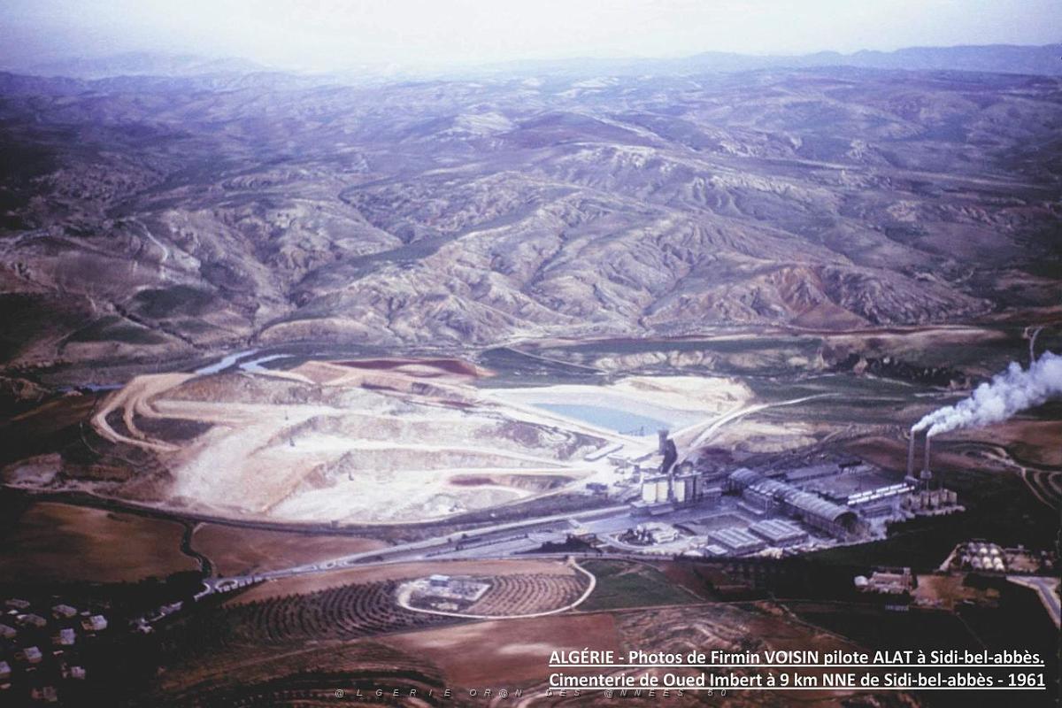 VF-140 Cimenterie de Oued-Imbert a 9 km NNE de Sidi-Bel-Abbes - 1961.jpg